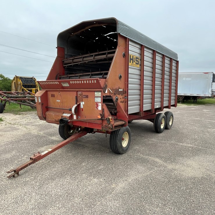#1823 • H&S 7+4 Chopper Box
