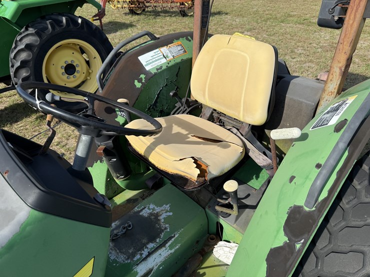 john-deere-5210-image-8