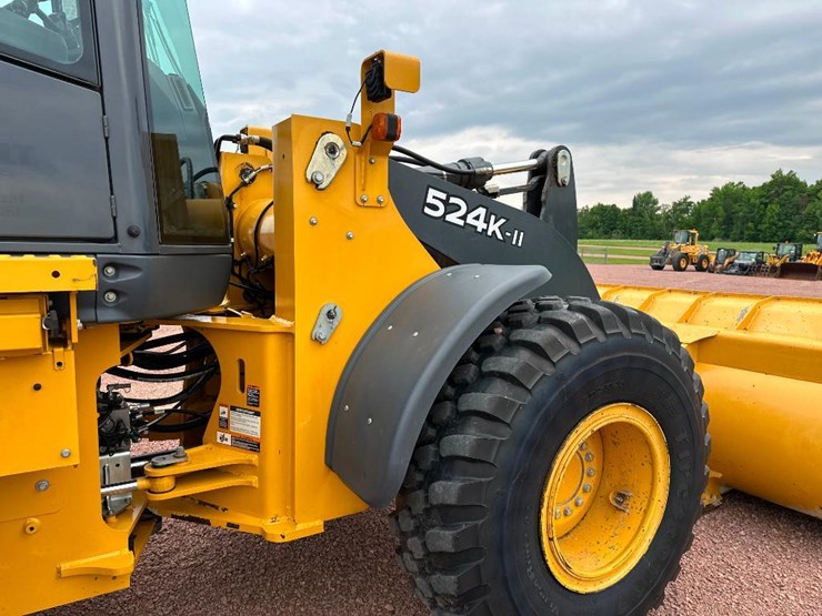 2018-deere-524kii-image-37