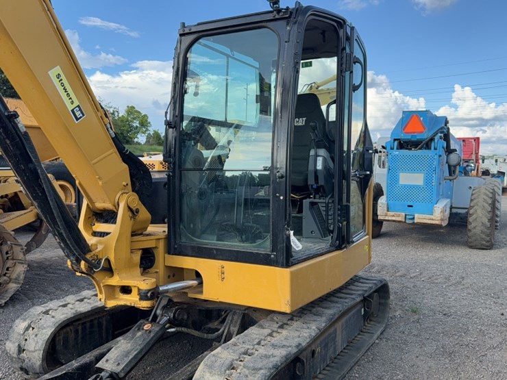 caterpillar-306-cr-image-19