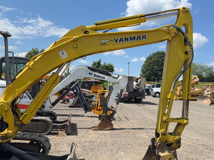 yanmar-vio55-image-5