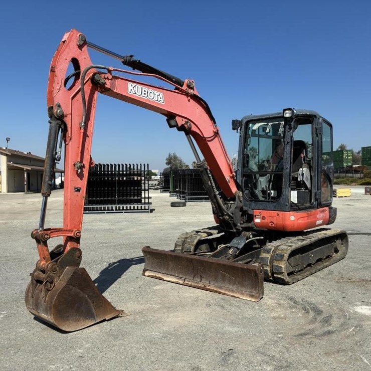 2014 KUBOTA KX057-4