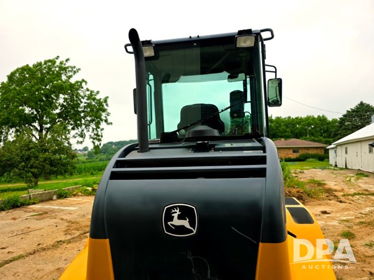 deere-244j-image-12