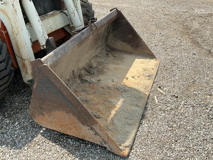 #1151-•-scat-trak-skid-loader-image-24