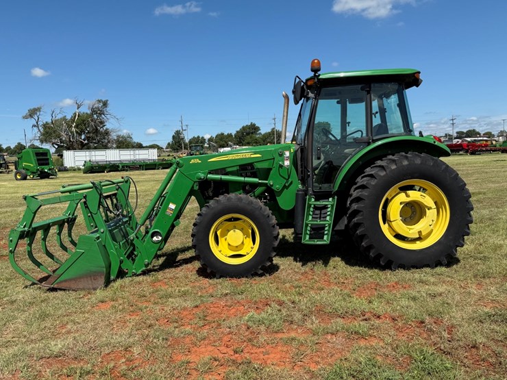 2011-john-deere-6115d-image-13