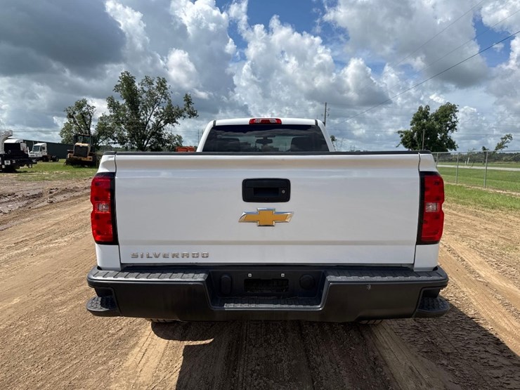 2018-chevrolet-silverado-image-7