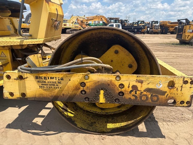 bomag-bw172d-2-image-12