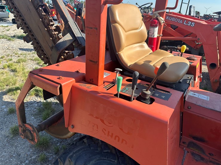 ditch-witch-rt40-image-35