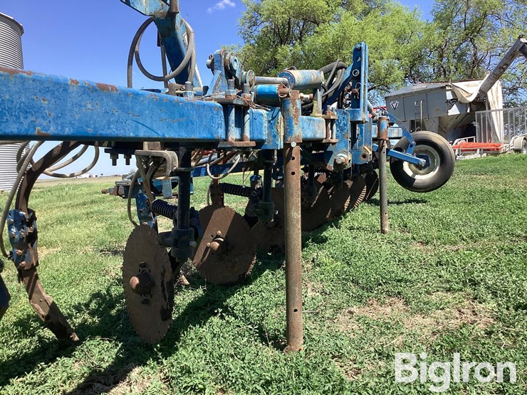 9-shank-folding-anhydrous-applicator-image-19