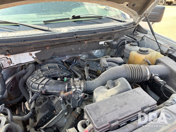 2011-ford-f150-image-25