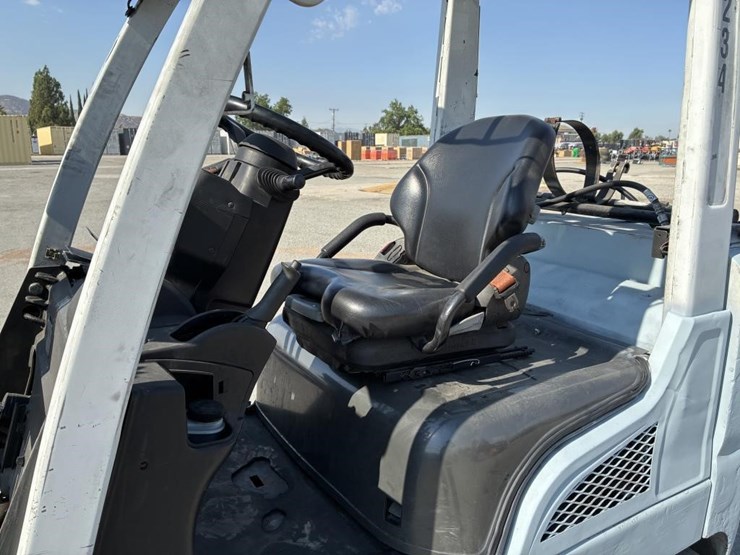 2017-unicarriers-mcp1f2a25lv-forklift-image-11
