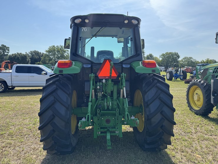 john-deere-6110m-image-7