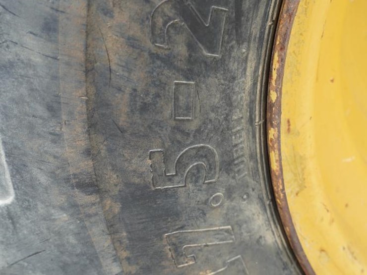deere-444g-image-43