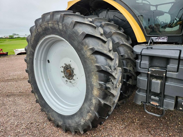 2012-challenger-mt645d-image-24