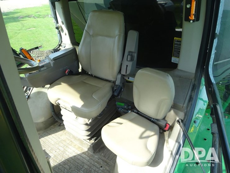 2016-john-deere-r4045-image-88