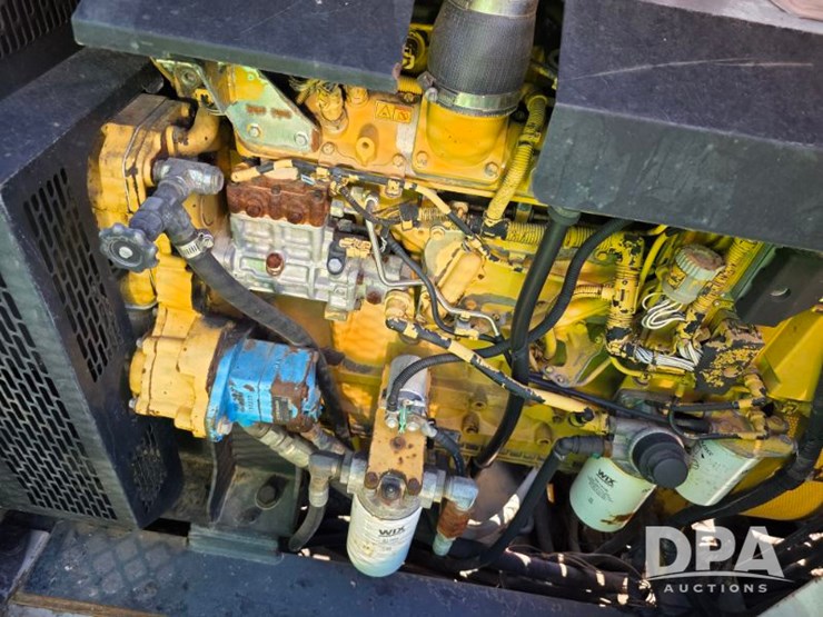 deere-244j-image-40