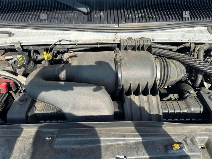 2017-ford-e450-image-29