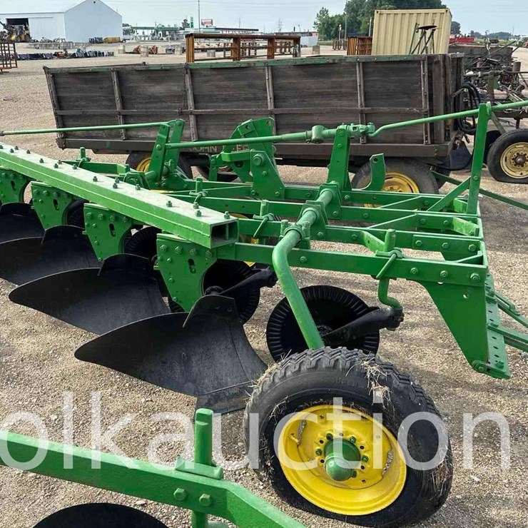 JOHN DEERE 5