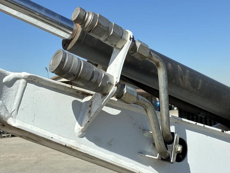 2020-bobcat-e20-image-7