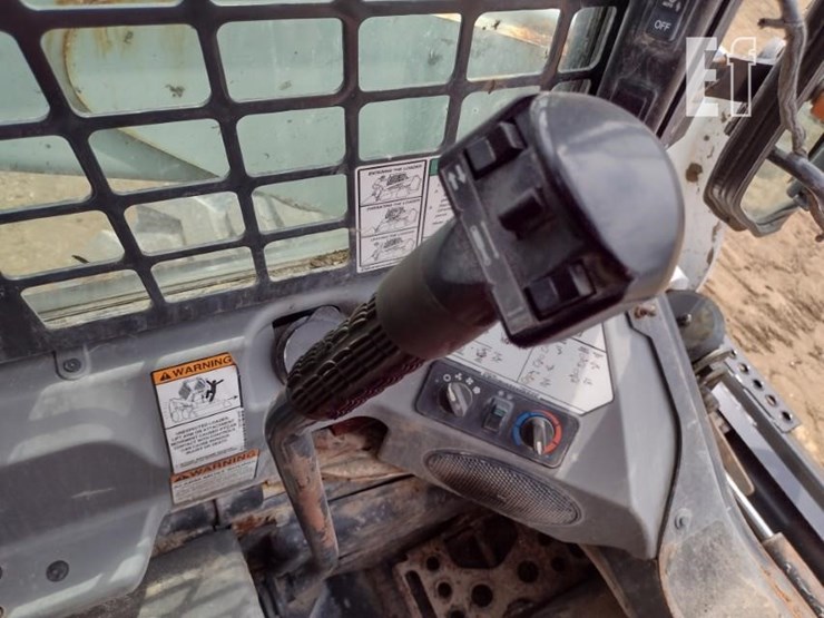 2021-bobcat-s740-image-10