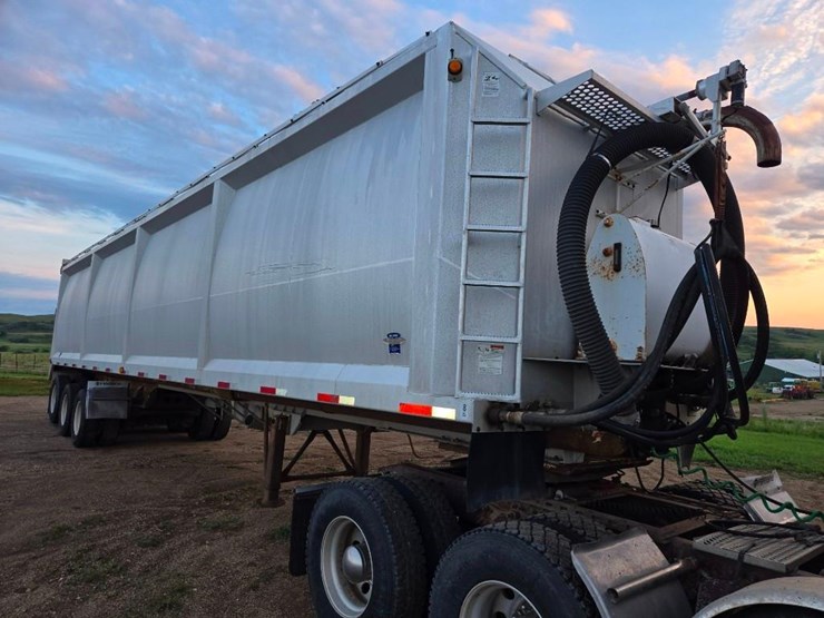 2004-walinga-feed-trailer-image-2