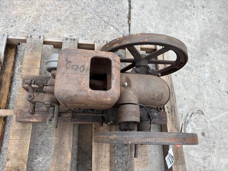 john-deere-112-image-6