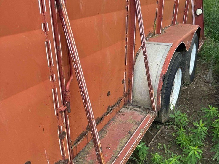 6ft-x-16ft-gooseneck-livestock-trailer-image-22