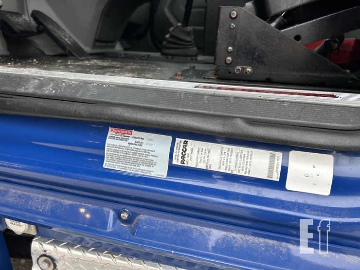 2018-kenworth-t680-image-22