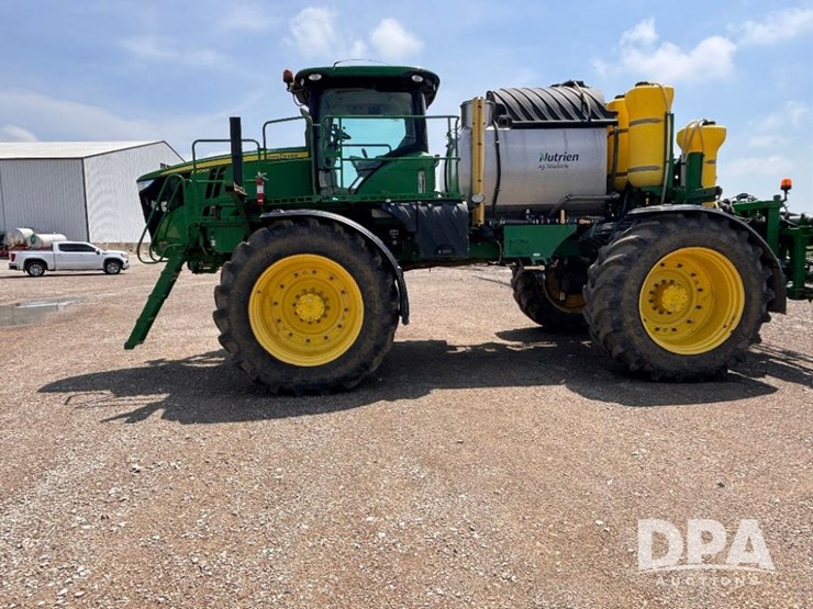 2017-john-deere-r4045-image-14