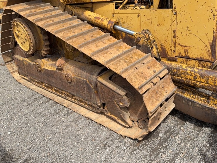 caterpillar-d4h-image-21