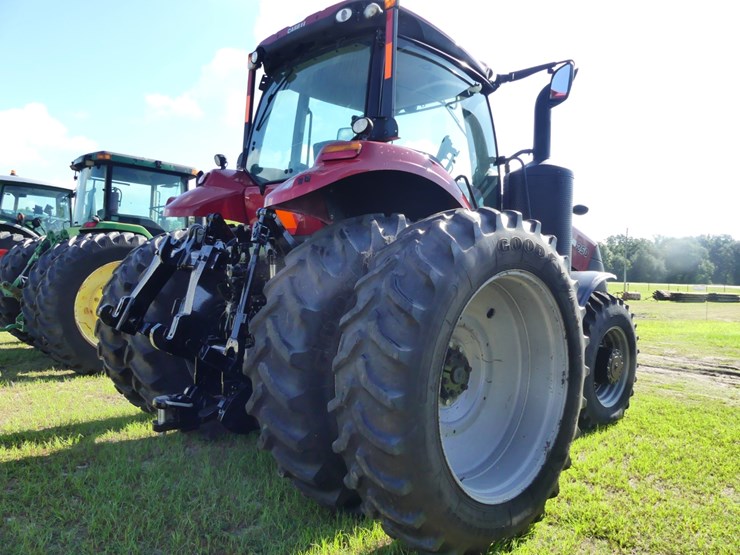 2019-case-ih-magnum-250-image-3
