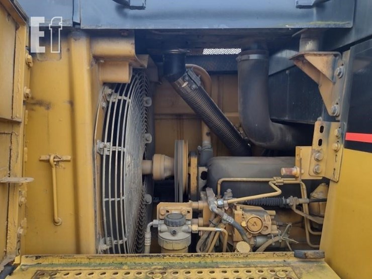 caterpillar-953c-image-41