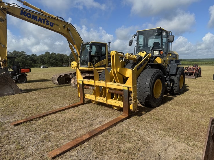 2014-komatsu-wa270-image-14