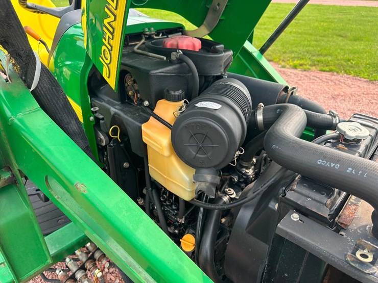2002-john-deere-4210-image-32