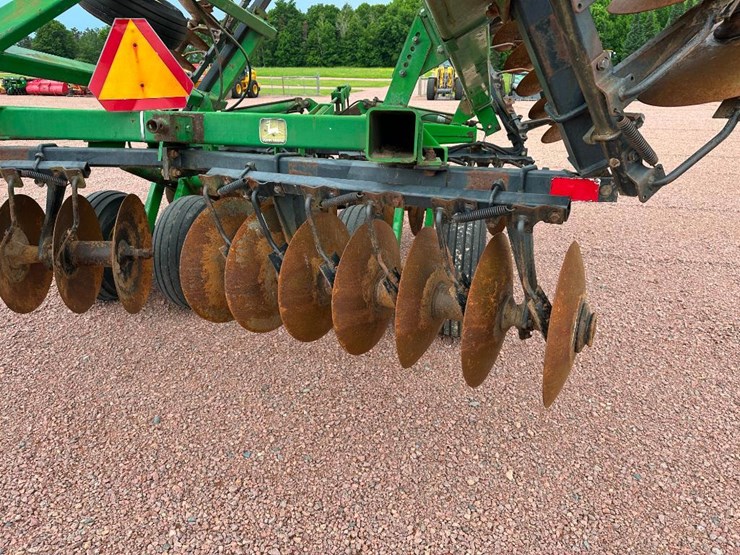 john-deere-630-image-18