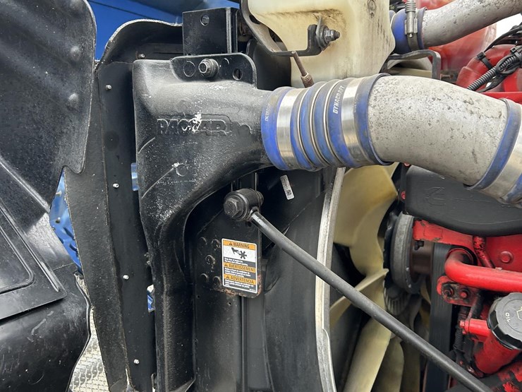 2018-kenworth-t680-image-32
