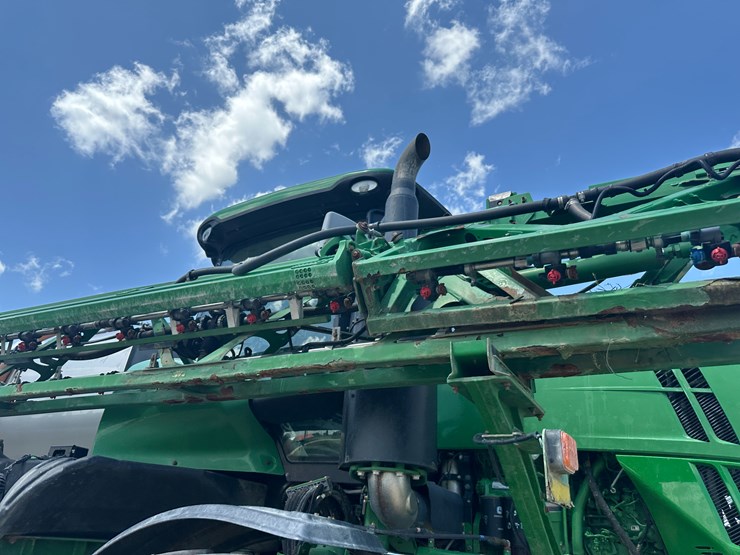 2018-john-deere-r4038-image-45