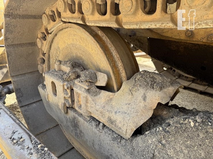 caterpillar-d6d-image-9