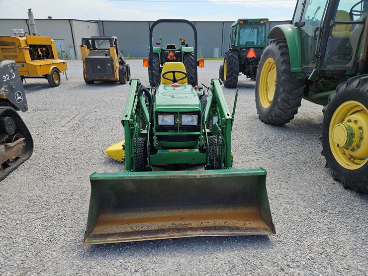 1998-john-deere-4100-image-2