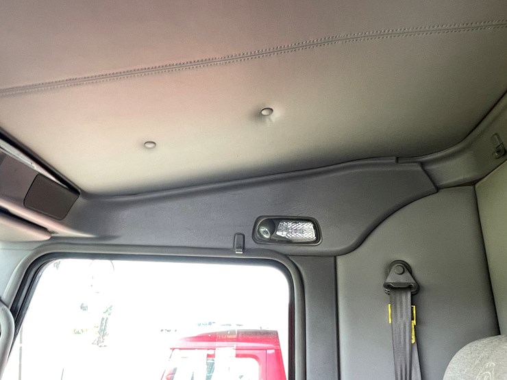 2012-kenworth-t800-image-80