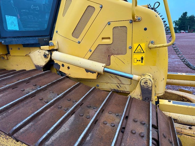 2013-komatsu-d61px-23-image-37