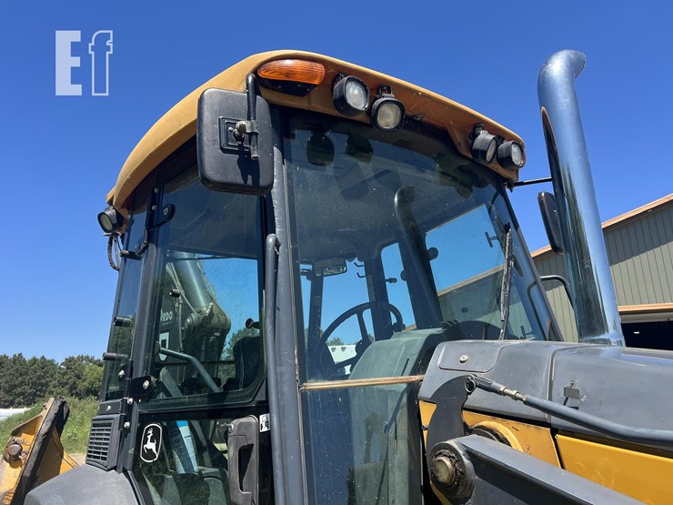 2013-deere-410k-image-26