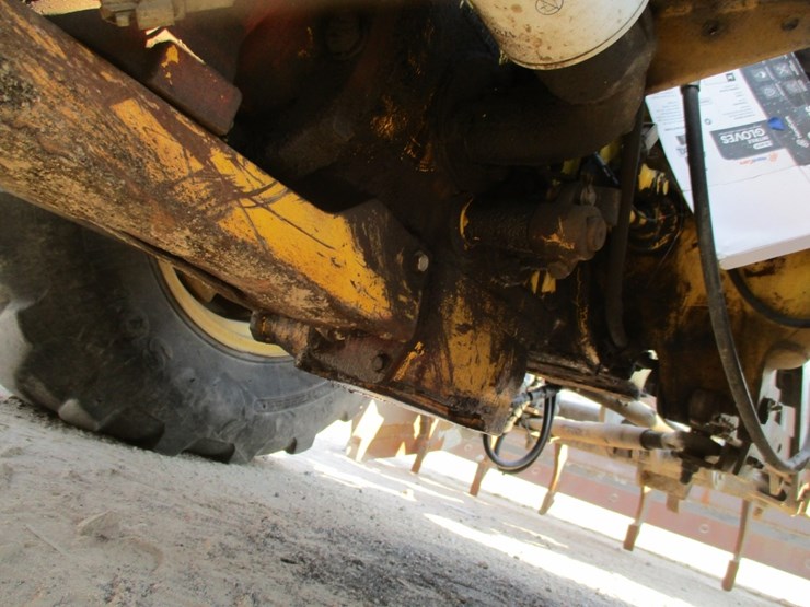 new-holland-545d-image-19