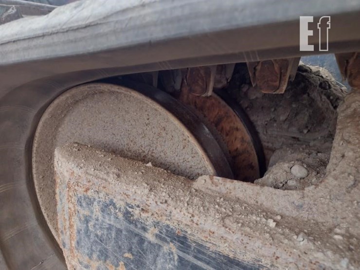 2022-bobcat-t770-image-27