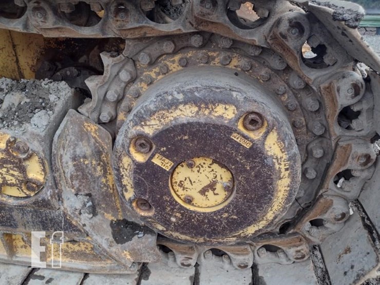 2005-komatsu-d65ex-15-image-17