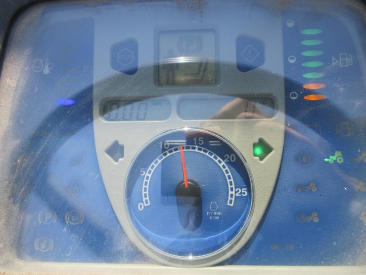 new-holland-t4050f-image-20