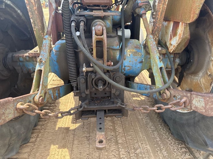 ford-7600-image-13