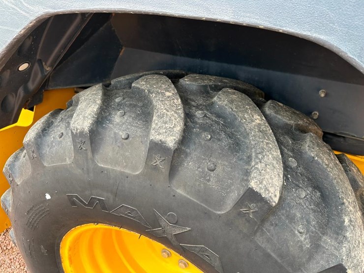 2006-deere-310sg-image-6
