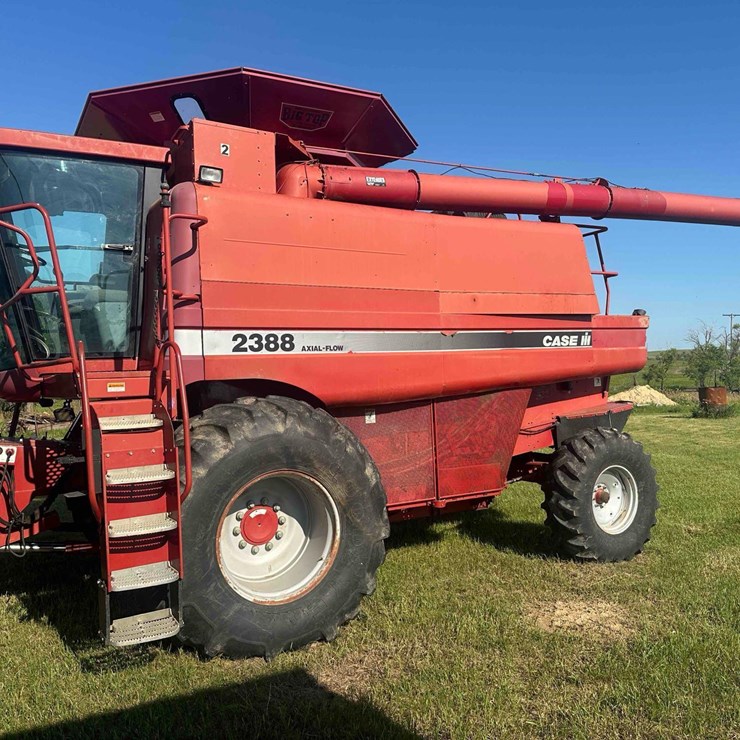 CASE IH 2388