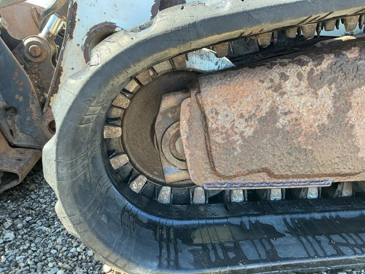 bobcat-t250-image-14